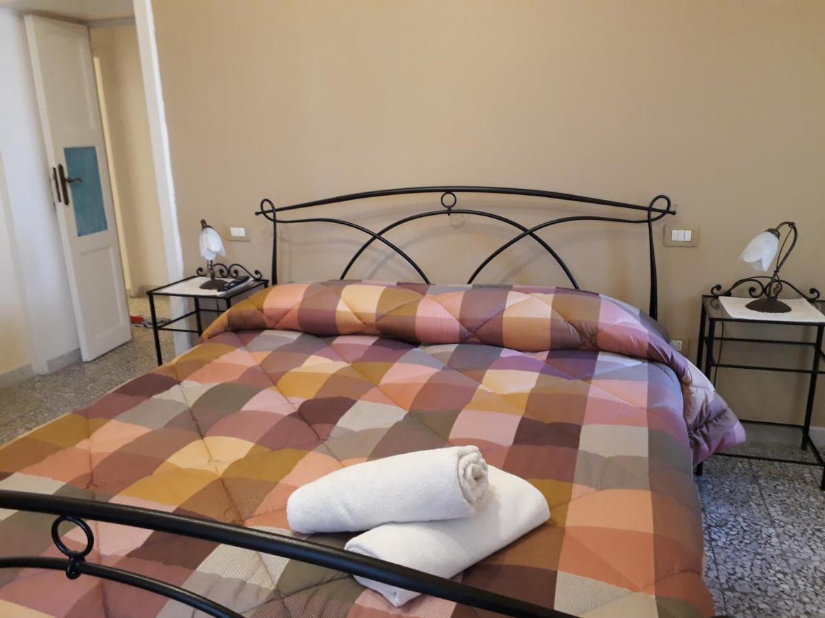 L'Antico Faro Bed & Breakfast Castelsardo Exterior foto